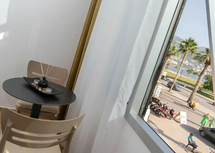 Appartamento Lindi Seaview 1 *